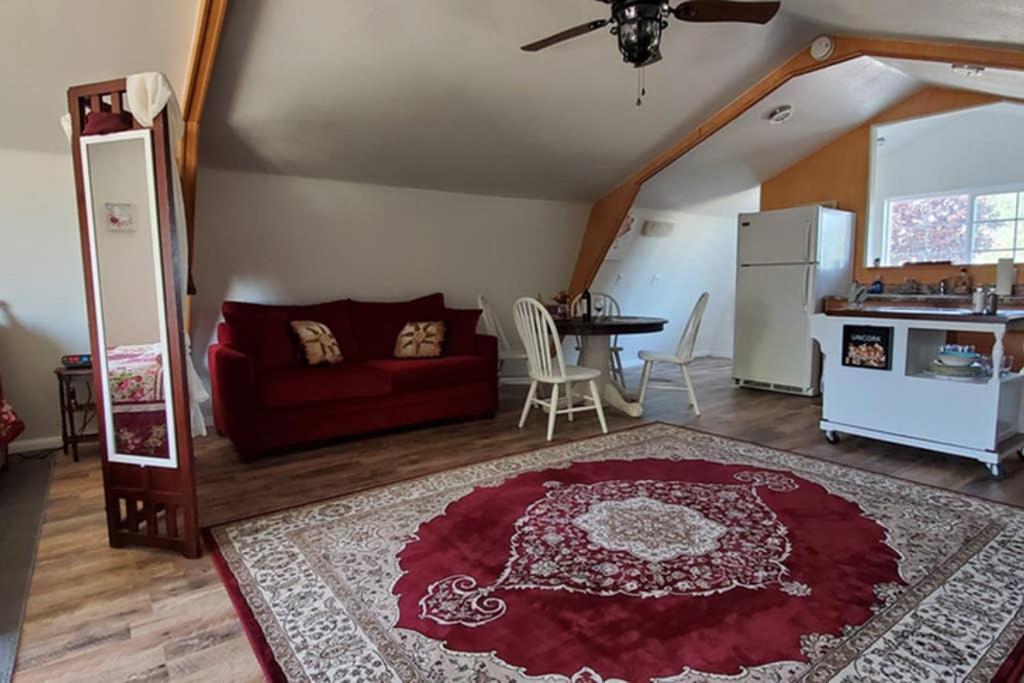 Villa A Cozy Loft In Templeton Extérieur photo