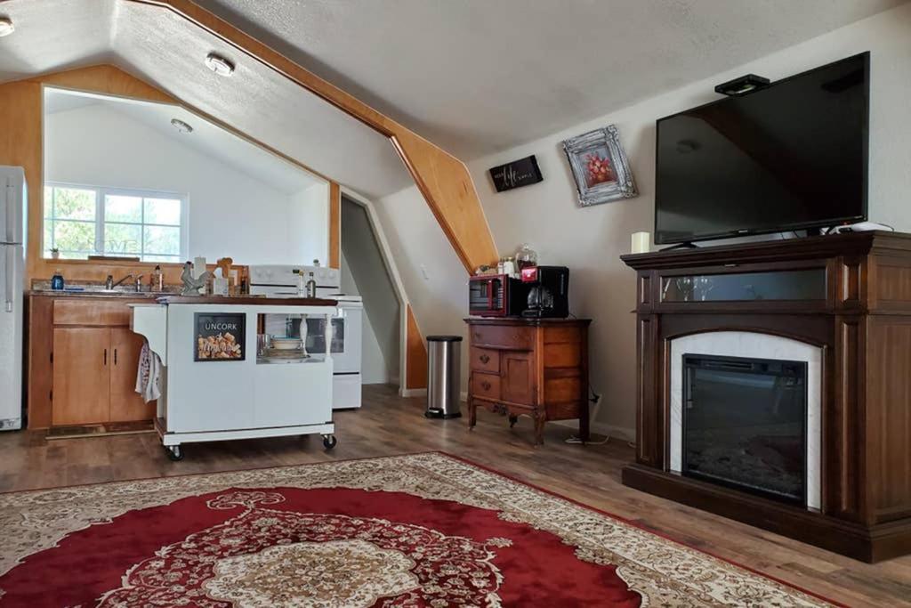 Villa A Cozy Loft In Templeton Extérieur photo